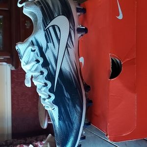 Nike Football/Lacrosse Cleats, Nike Vapor Untouchable, Size 12.5, Brand New
